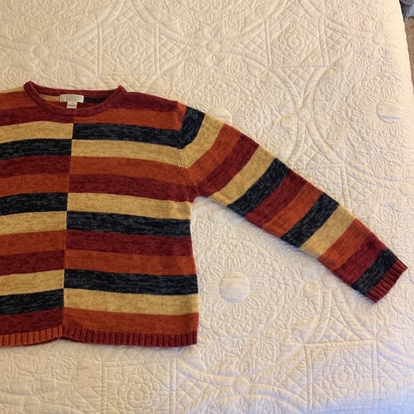 Color Block Sweater - Picture 2 of 4
